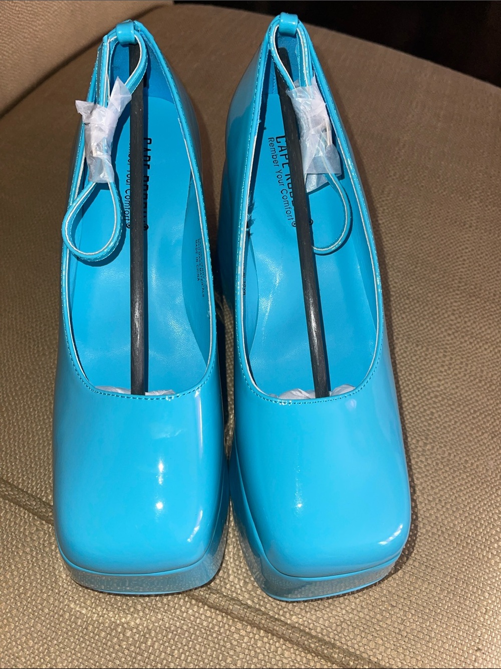 Cape Robbin Bright Turquoise Patent Platform Pumps